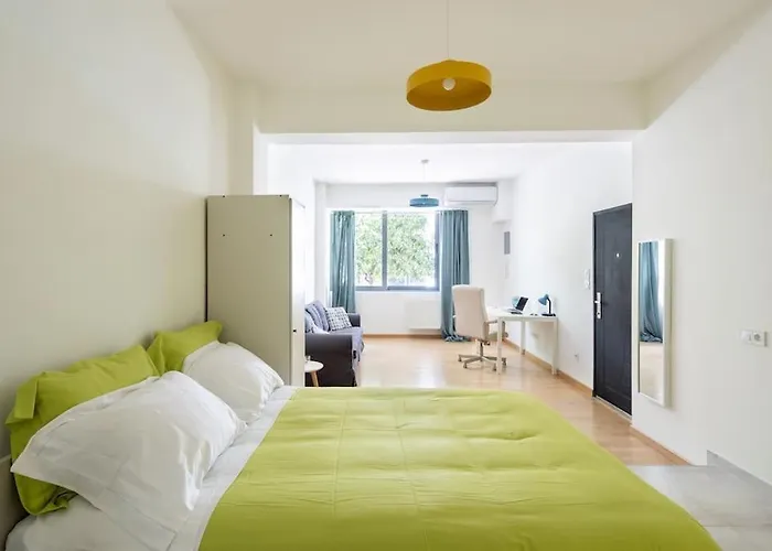 Fully Renovated Cosy Studio Downtown Exarcheia!